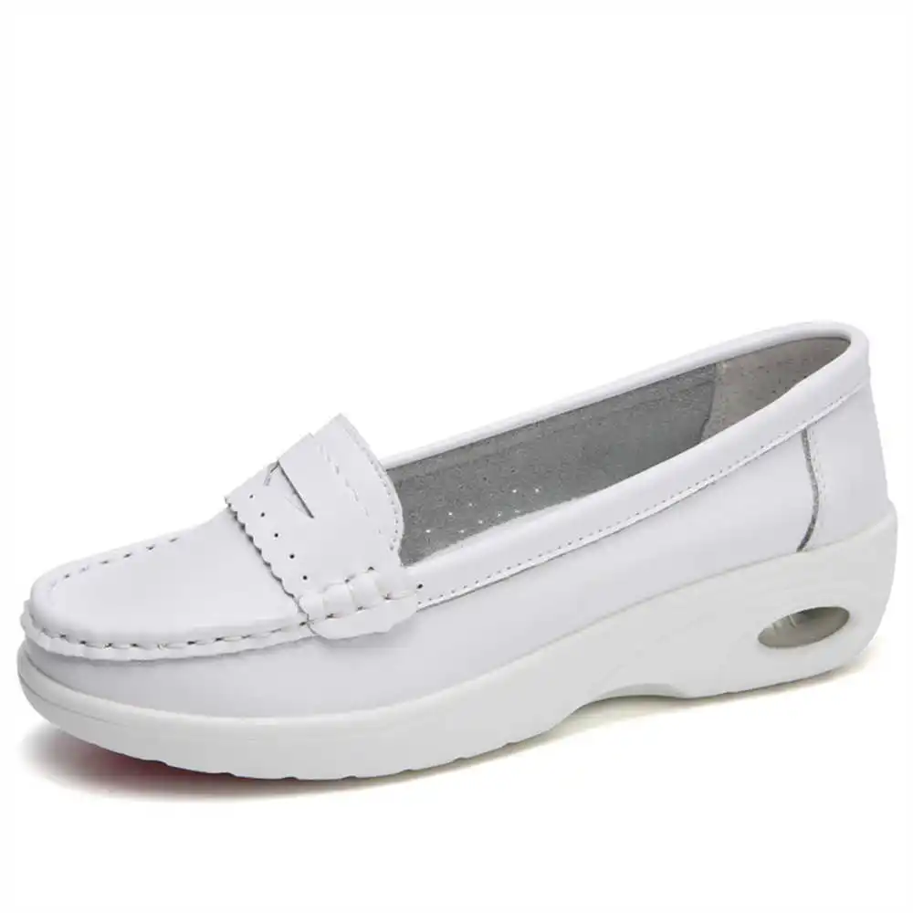 Thick Sole Slipon White Traine - Most Expensive Vintage Collection ulasan dan harga