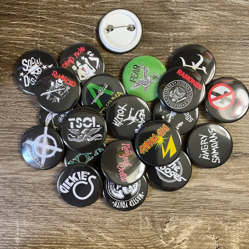Vintage US Punk Rock Band Pinb - Collectible Vintage Brooches ulasan dan harga
