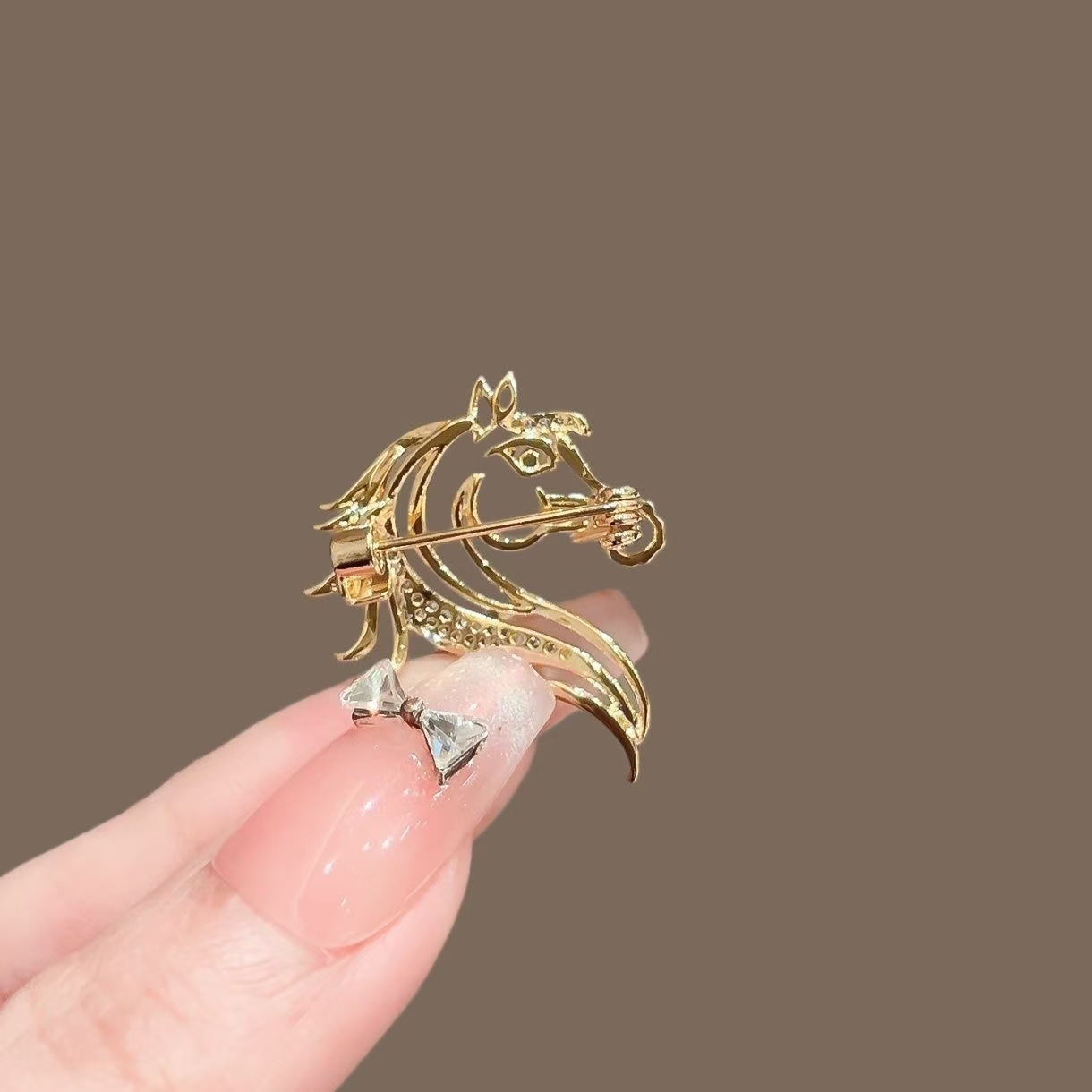 Equestrian Brooch Timeless Met - Collectible Vintage Brooches ulasan dan harga