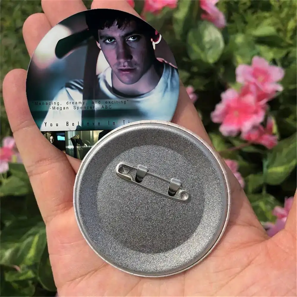 Movie Donnie Darko Vintage Ani - Collectible Vintage Brooches ulasan dan harga