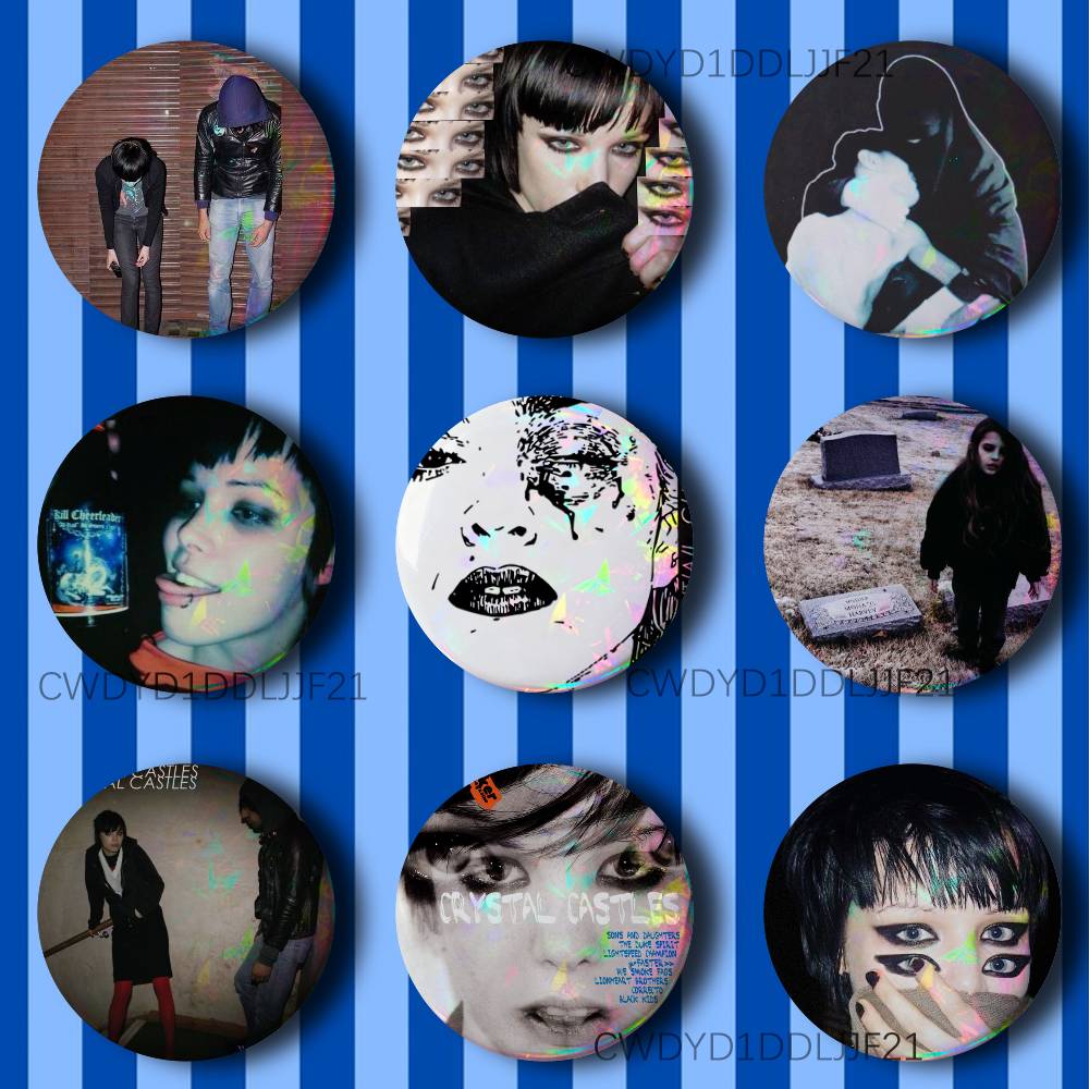C-Crystal Castles Band Amnesty - Collectible Vintage Brooches ulasan dan harga