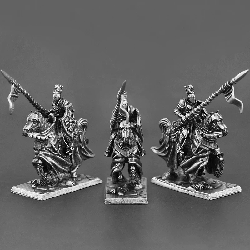 Vintage Knight Metal Figurines - Vintage Collectible Christmas Ornaments ulasan dan harga